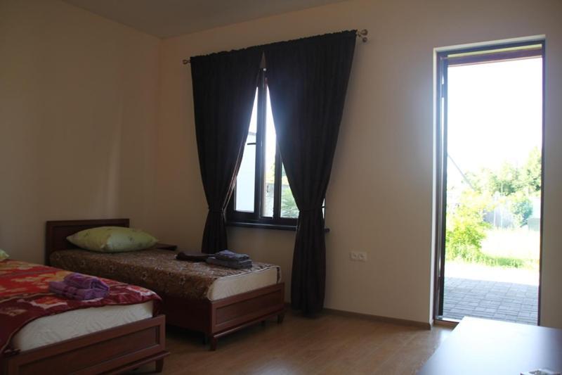 Амрапха Gudauta Exterior photo